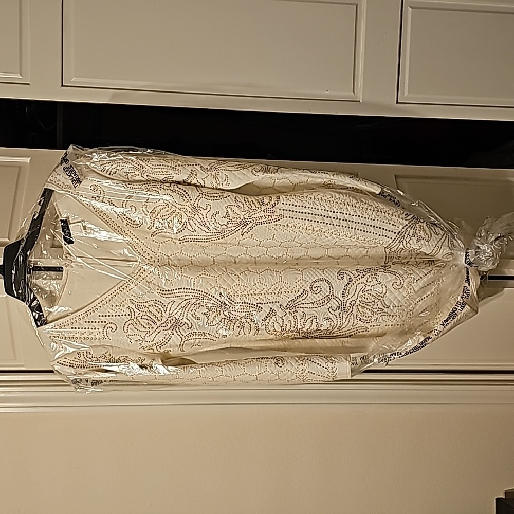 Venus white Zip up dress size 6